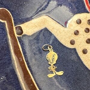 14k gold Tweety Pie Pendant